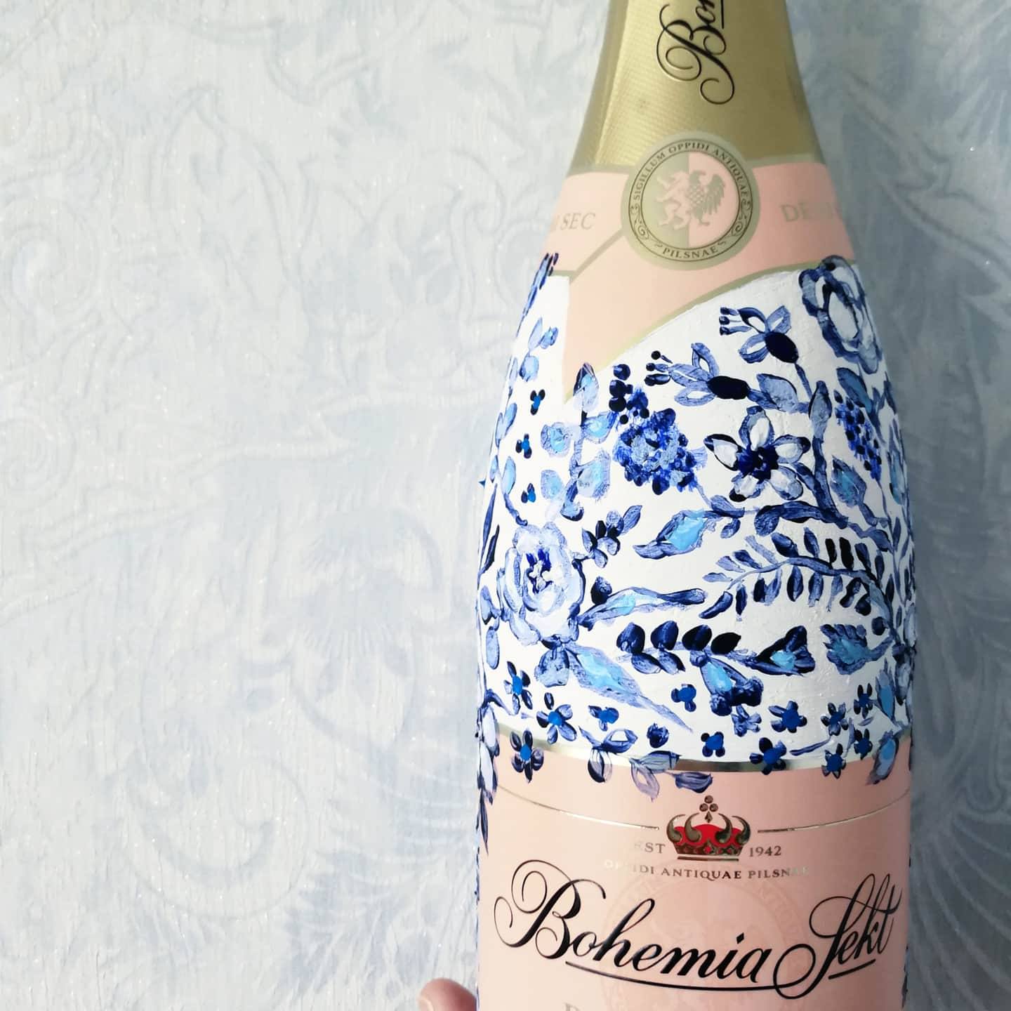 champagne bottle images