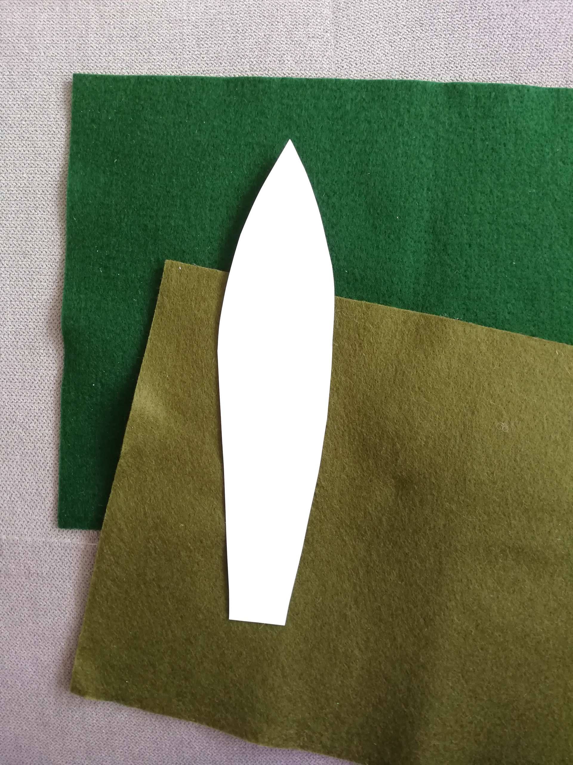 textile tulip leaf pattern